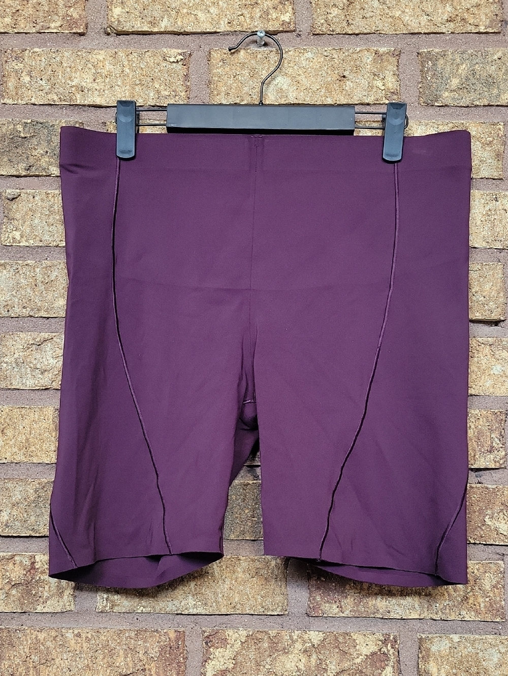 Victoria's Secret High-Rise Total Knockout Plum Purple Bike Shorts Size Large